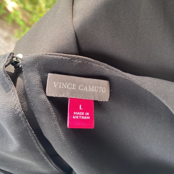 Vince Camuto Sleeveless Black Blouse Size Large in Beautiful Excellent Condition - Picture 13 of 16